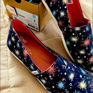 Ladies Toms sz 8